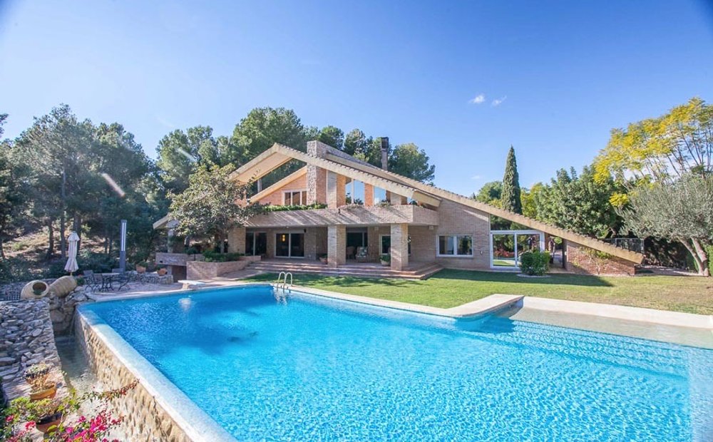 Swimming Pool Tips and Maintenance
